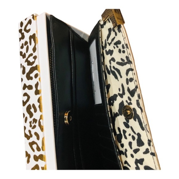 Jessica Simpson metallic clutch wristlet wallet new in box - Picture 7 of 14